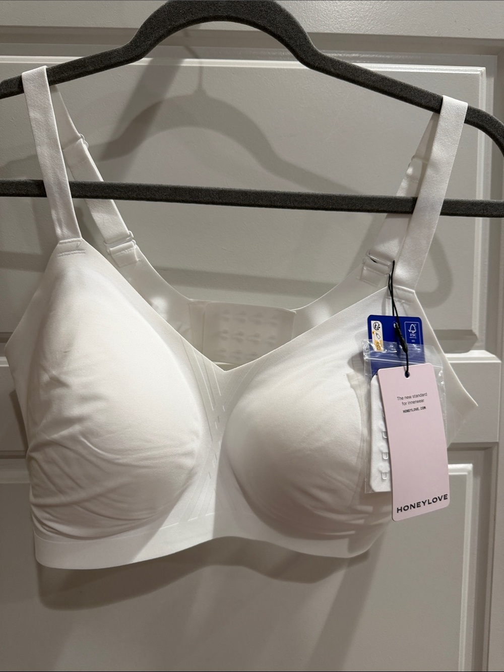 Honeylove White Seamless Support Bra with Molded Cups